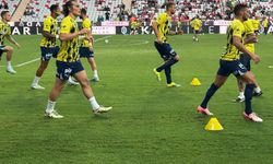 Hollanda'da Twente ile oynacak Fenerbahçe'de hazırlanıyor