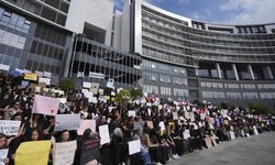 Ayşenur Halil'in öldürülmesi öğrencisi olduğu İstanbul Medipol Üniversitesi'nde protesto edildi