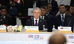 Özbekistan Cumhurbaşkanı Mirziyoyev, İsrail-Filistin sorununun "iki devlet" temelinde çözülebileceğini söyledi