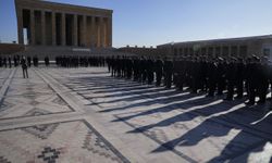 Emniyet Genel Müdürü Demirtaş ve beraberindekiler Anıtkabir'i ziyaret etti