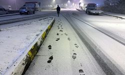 Kars ve Ardahan’da kar yağışı etkili oldu