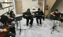 Dilovası’nda müzik kursları ilgi odağı oldu