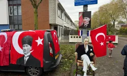 Hollanda'daki Atatürk Sokağı'nda Ata'ya özel anma