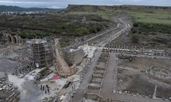 Perge Antik Kestros çeşmesinde 1800 yıl sonra su