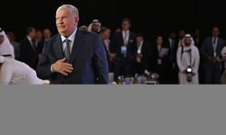 Rosneft CEO'su Seçin, doların en büyük rakibinin altın olacağını söyledi: