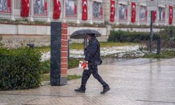 Edirne'de kar yağışı etkili oluyor