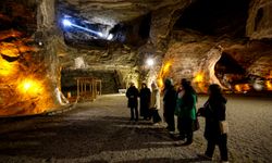 Iğdır'daki Tuz Terapi Merkezi kış aylarında da turistleri ağırlıyor