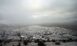 Tokat-Sivas kara yolunda kar etkili oldu