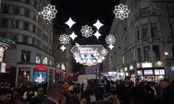 Londra'nın ünlü Coventry Caddesi 3'üncü kez ramazan için süslendi