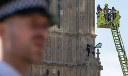 İngiltere'de Big Ben'e çıktı 16 saat sonra indi