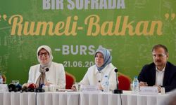 AK Parti Genel Başkan Yardımcısı Uygur, Bursa'da "Bir Sofrada Rumeli-Balkan" programında konuştu: