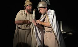 Aristophanes'in "Lysistrata" oyunu Kocaeli'de sahnelendi