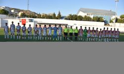 Beşiktaş ve Şırnak Petrol Spor'un U16 takımları dostluk maçına çıktı