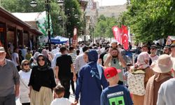 İnan turizminin gözde mekanı Somuncu Baba Külliyesi misafirlerini ağırlıyor