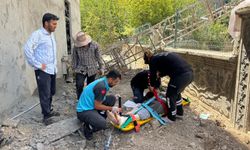 Adıyaman'da çöken iskelenin altında kalan işçi yaralandı