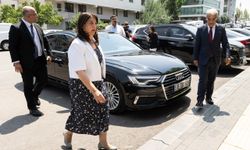 DEM Parti heyetinden, Gelecek Partisi Genel Başkanı Davutoğlu'na ziyaret