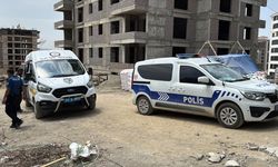 Elazığ'da inşaattan düşen işçi öldü