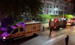 İzmir'de özel bakım merkezinde çıkan yangında 12 engelli dumandan etkilendi