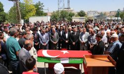 Trafik kazasında ölen Yenifakılı Belediye Başkanı Sarıaslan'ın cenazesi defnedildi
