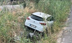 Antalya'da 3 otomobilin çarpışması sonucu 7 kişi yaralandı
