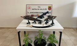 Antalya'da ruhsatsız silah operasyonunda 5 zanlı yakalandı