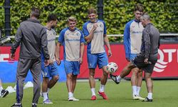 Feyenoord, Fenerbahçe maçının hazırlıklarını tamamladı