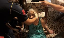 Kütahya'da evinde düşüp yaralanan yaşlı kadını ekipler kurtardı