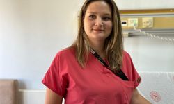 Van'da 60 yaşındaki hastanın göğüs kafesinden 2 kilogramlık kitle çıkarıldı