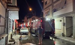 İzmir'de yangın çıkan ev kullanılamaz hale geldi