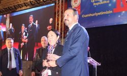 Zorlu'ya Romanya'da Paşayeva ödülü