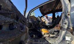 Filistin topraklarını gasbeden İsrailliler Batı Şeria'da Filistinlilerin araçlarını yaktı