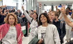 Küresel Sumud Filosu'na katılan Fransız aktivistlerin bir kısmı Fransa'ya ulaştı