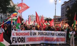 Roma'da Filistin'e destek gösterisine polis, cop ve tazyikli suyla müdahale etti