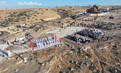 Tarihi Zerzevan Kalesi'nde konser