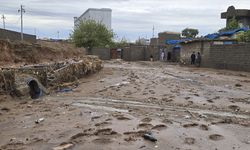 Irak'ın Erbil, Süleymaniye ve Duhok kentlerinde aylar sonra yağmur yağdı