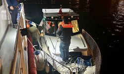 İstanbul Boğazı'nda arızalanan tekne kurtarıldı