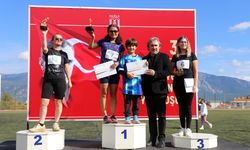 Muğla'da 'Atatürk'e Saygı Gençlik 32. Yol Koşusu' yapıldı