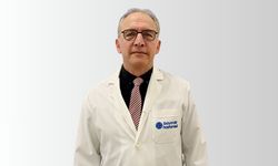 Robotik diz ve kalça protezi ameliyatıyla protez ömrü uzuyor