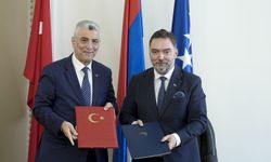 Ticaret Bakanı Bolat, Bosna Hersek Dış Ticaret ve Ekonomik İlişkiler Bakanı Kosarac ile görüştü