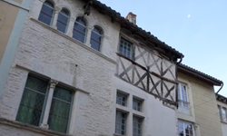 Eczacı'nın Evi, Fransa'nın en eski konutu