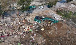 Adana'da Seyhan Baraj Gölü kıyısındaki kaçak yapıların yıkımı tamamlandı