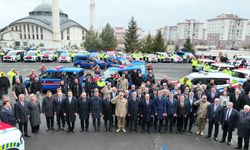 Ağrı'da emniyet ve jandarma teşkilatına teslim edilen 85 araç hizmete girdi