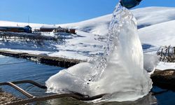 Amasya'nın yüksek kesimlerinde kar yağışı etkili oluyor