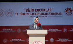 Bakan Göktaş, 'Bizim Çocuklar 13. Türkiye Halk Oyunları Yarışması'nın açılış törenine katıldı