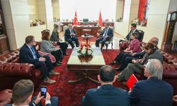 CHP Genel Başkanı Özel, AP Türkiye Raportörü Amor ile görüştü