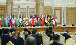 Cumhurbaşkanı Erdoğan: '(Gazze'de) İsrail'in ihlallerine rağmen süren ateşkes kırılgandır. Bu nedenle uluslararası toplumun sürece güçlü desteği şarttır, sürmelidir'