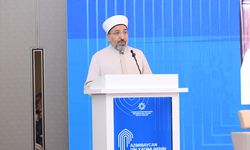 Diyanet İşleri Başkanı Arpaguş, Bakü'de 'Din Adamları 2. Forumu'nda konuştu: