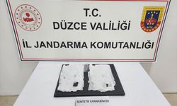 Düzce'de ayakkabısının tabanında sentetik uyuşturucu ele geçirilen şüpheli gözaltına alındı