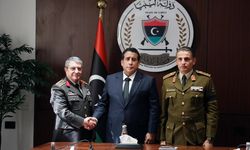 Genelkurmay Başkanı Bayraktaroğlu, Libya Başkanlık Konseyi Başkanı Menfi ile görüştü