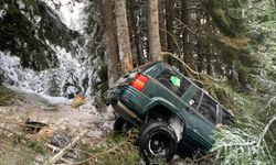 Giresun'da uçuruma düşen cipteki 5 kişi yaralandı